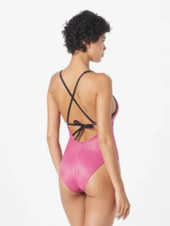 Calvin Klein Swimwear Grote Cups Triangel Badpak Dames Fuchsia -NA-KD Winkel 01a8d6ec3b3130e157eb4d23f161010f scaled
