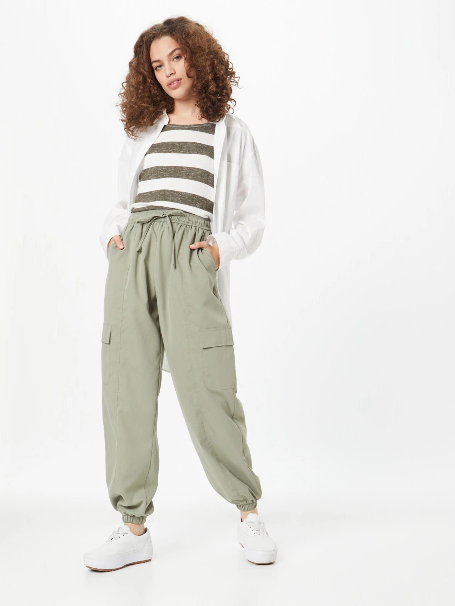 About You T-shirts Shirt Lamya Dames Kaki 5 About You T-shirts Shirt Lamya Dames Kaki - Afbeelding 5