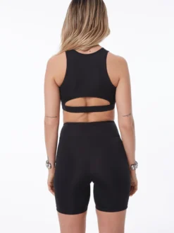 Tanktops Top ENA Dames Zwart -NA-KD Winkel 112bdf4610e8c181ca628841aff129f1 scaled