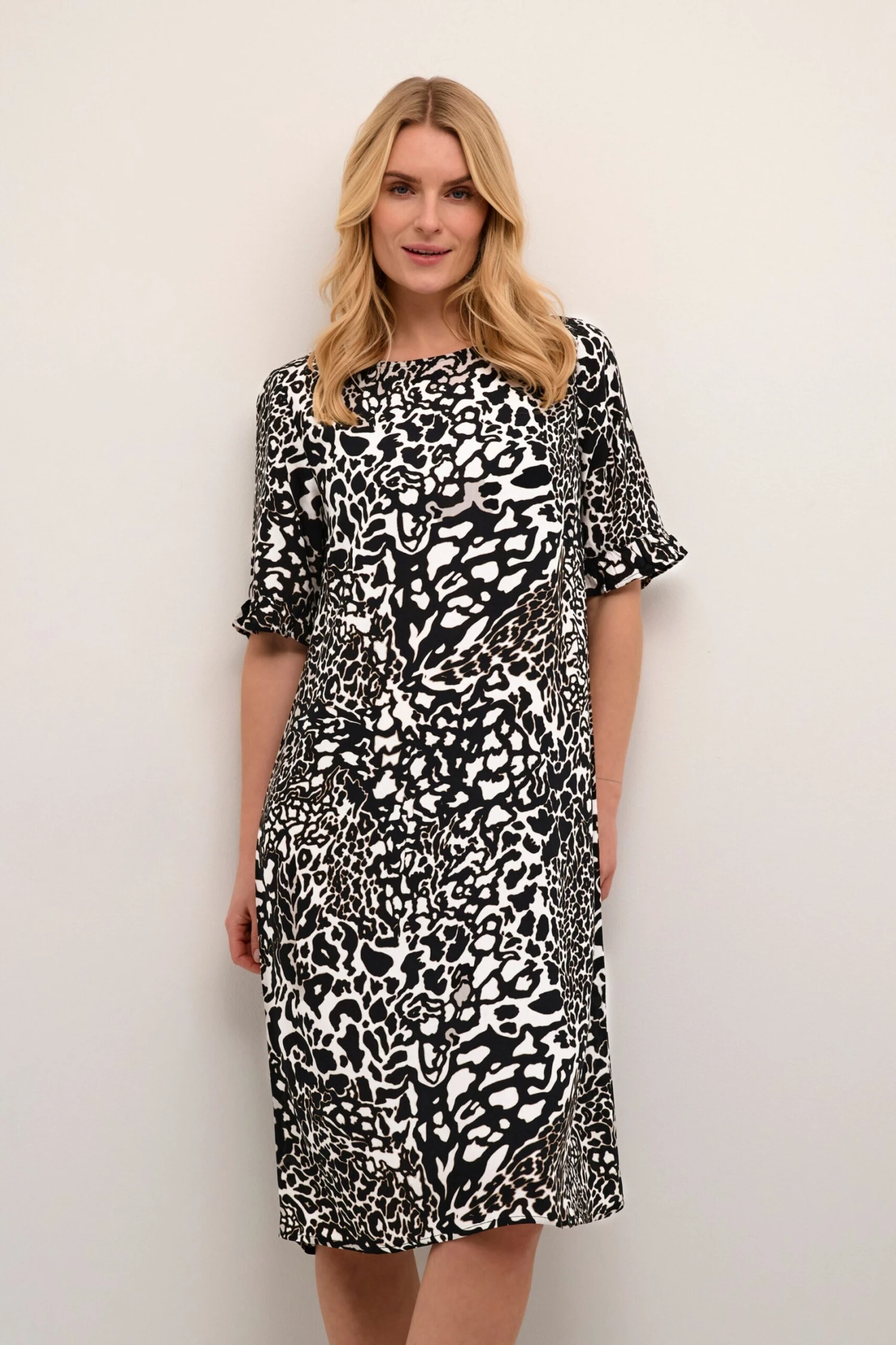 Kaffe Midi Jurken Jurk Pofelia Dames Zwart / Wit 2 Kaffe Midi Jurken Jurk Pofelia Dames Zwart / Wit - Afbeelding 2