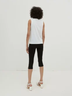 EDITED Shorts Slimfit Broek Davina Dames Zwart -NA-KD Winkel 26212f3b4ebb67fa5ec6af682b9dedad scaled