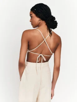 Crop Tops Top Martina Dames Beige -NA-KD Winkel 29a2bff1734907b4b635cf3c128d12c1 scaled