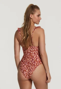 Shiwi Badpakken Zonder Beugel Triangel Badpak Dames Roestbruin / Oker -NA-KD Winkel 2f90c173341bb5ee4cc3448153b2211f scaled