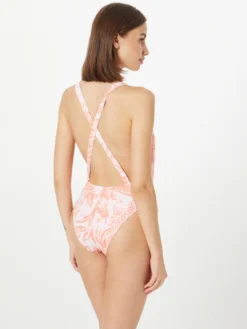 Grote Cups Triangel Badpak Dames Wit -NA-KD Winkel 3051229a43c671415044e4ea96d04561 scaled