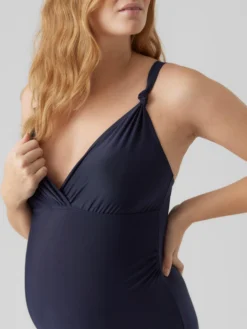 Mamalicious Badpakken Zonder Beugel Triangel Badpak NUGGA Dames Nachtblauw 9 Mamalicious Badpakken Zonder Beugel Triangel Badpak NUGGA Dames Nachtblauw -NA-KD Winkel 359c214acb7188d08536fbe27137d8c9 scaled