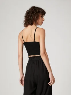 Crop Tops Top Cara Dames Zwart -NA-KD Winkel 35ab7aa7a8464a7775575e3db46d4579 scaled