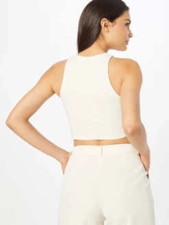 Tanktops Top Emmy Dames Beige -NA-KD Winkel 48e23ab1b4458ef7c780278f562161e4 scaled