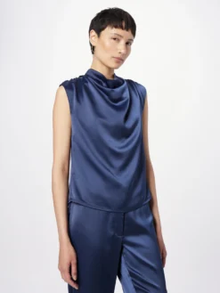 Vero Moda Blouse Tops Blouse FELICIA Dames Navy -NA-KD Winkel 4d9dbf88faa34c5309959a29e69a4933 scaled