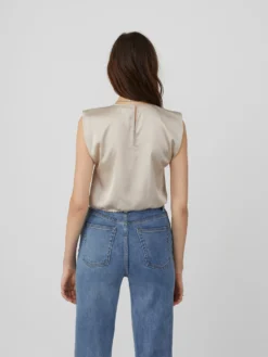 Crop Tops Top Freya Dames Crème -NA-KD Winkel 4f31f1204e17257e1fc7075ed8c05e46 scaled