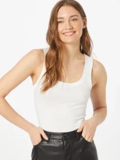 Fransa Tanktops Top Zulu Dames Wit -NA-KD Winkel 5ca4a80e23430642ae0e51e0f838c0cc scaled