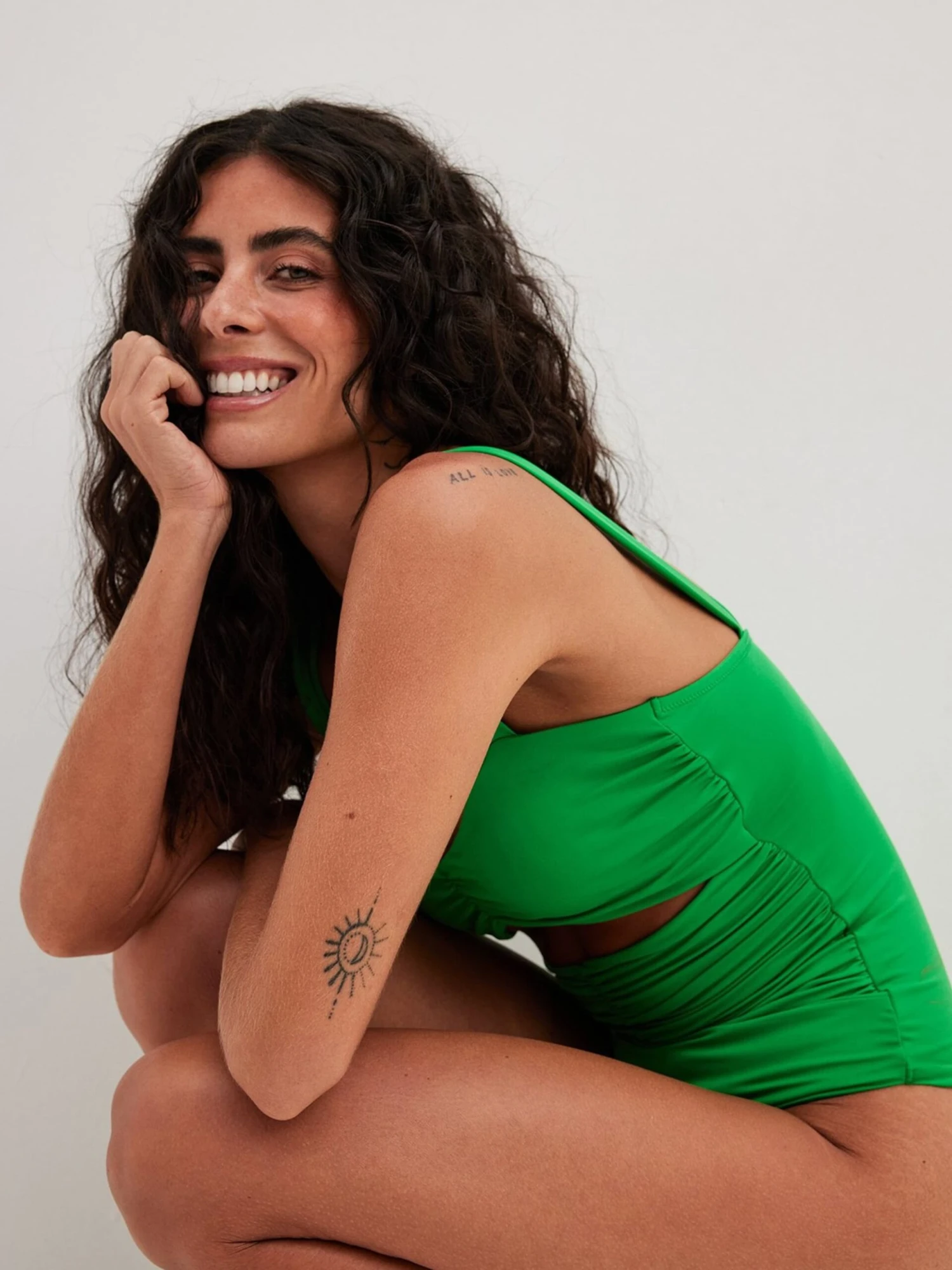 NA-KD Badpakken Zonder Beugel Bustier Badpak Dames Groen 2 NA-KD Badpakken Zonder Beugel Bustier Badpak Dames Groen - Afbeelding 2