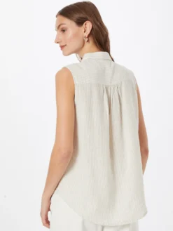 Tom Tailor Blouse Tops Blouse Dames Donkerbeige 7 Tom Tailor Blouse Tops Blouse Dames Donkerbeige -NA-KD Winkel 6711243789a8413856e6984eaa776a07 scaled