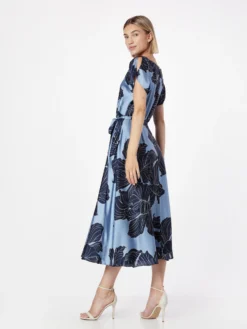 SWING Midi Jurken Jurk Dames Opaal -NA-KD Winkel 79bcc9f7aa00ade86e8df4c087aeff8b scaled