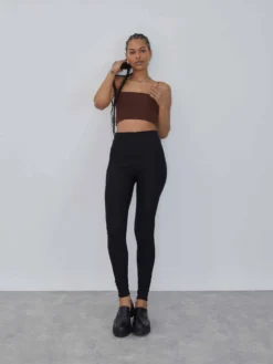 Crop Tops Top Joelle Dames Bruin -NA-KD Winkel 8ab44fe1132cd8fd096a7e2f142a19dd scaled