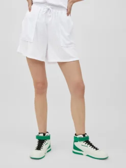 Vila Shorts Loosefit Broek Lule Dames Wit -NA-KD Winkel a1894ae6b805cfb25ff12f3325a768c8 scaled