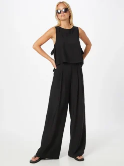 Tanktops Top Jana Dames Zwart 14 Tanktops Top Jana Dames Zwart -NA-KD Winkel a41b374c9bd5941336c84085f48b41bd scaled