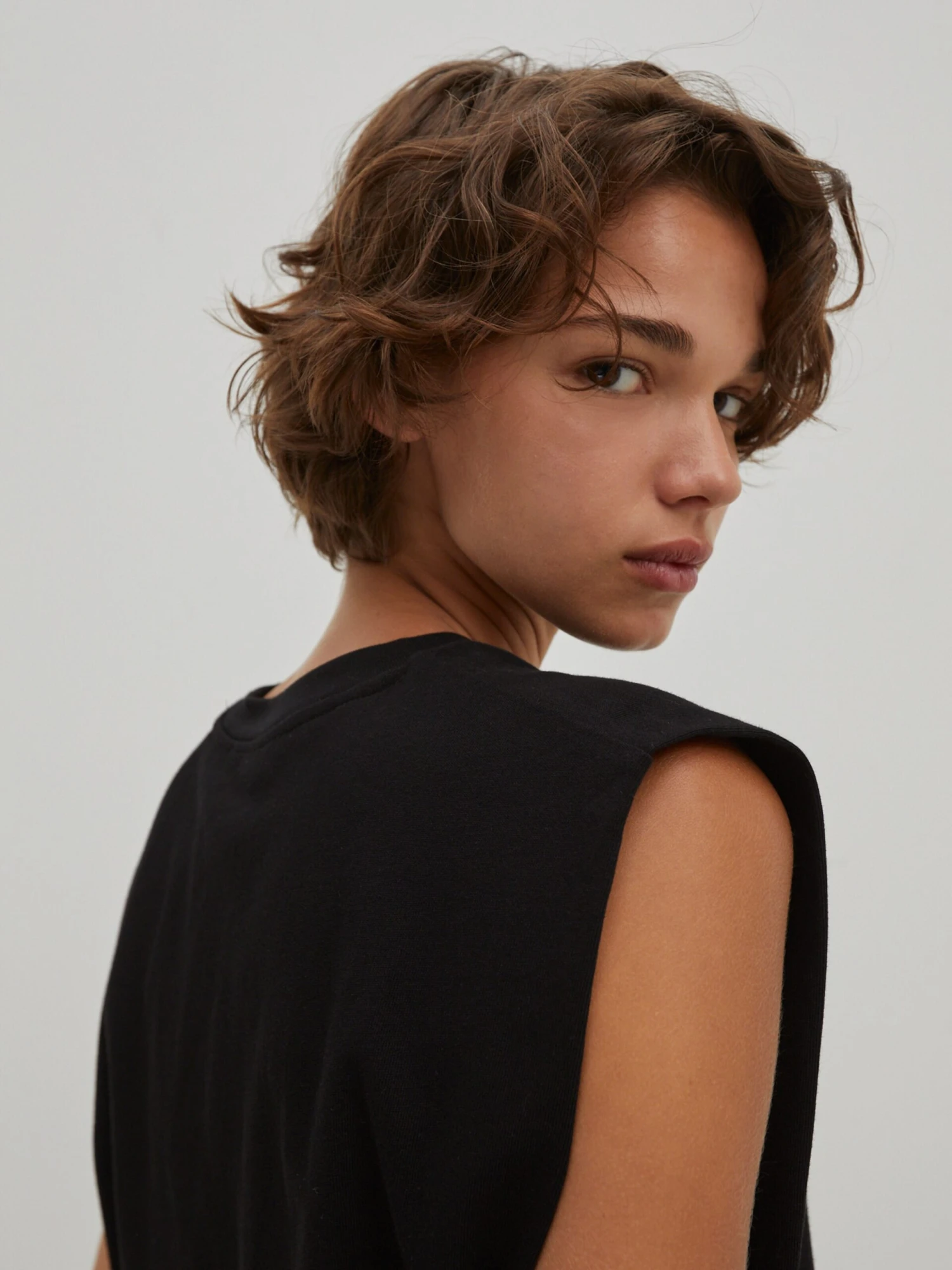 EDITED Crop Tops Top Milena Dames Zwart 2 EDITED Crop Tops Top Milena Dames Zwart - Afbeelding 2