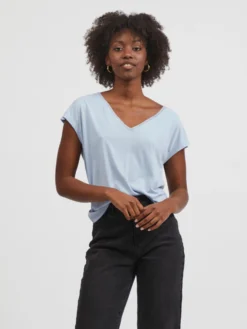 Vila T-shirts Shirt Dames Lichtblauw 8 Vila T-shirts Shirt Dames Lichtblauw -NA-KD Winkel ab8335ef4576b909b6857543ba1a6a10 scaled