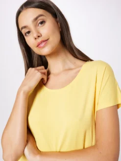 CARTOON T-shirts Shirt Dames Geel -NA-KD Winkel acfaa1a01d6ea05a554c19d55b3c6655 scaled