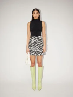 Crop Tops Top Ingeborg Dames Zwart 9 Crop Tops Top Ingeborg Dames Zwart -NA-KD Winkel b52419b72c85ff632d77d2e9cb914dbc scaled