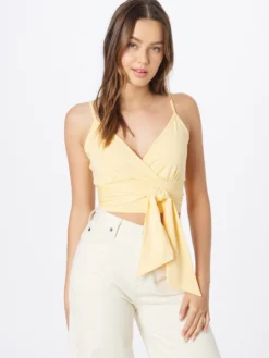 About You Crop Tops Top Chiara Dames Geel -NA-KD Winkel bade0c0eb713f8536a5a50a4515cbeb1 scaled