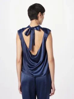 Vero Moda Blouse Tops Blouse FELICIA Dames Navy -NA-KD Winkel c9cef44093572b330af6503ec837b47e scaled