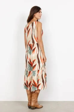 Soyaconcept Midi Jurken Jurk Lenise Dames Sand 13 Soyaconcept Midi Jurken Jurk Lenise Dames Sand -NA-KD Winkel d72d5c076149f01ef7593bf8a1c1175f scaled