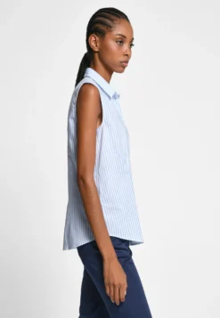 Blouse Tops Blouse Dames Lichtblauw / Wit -NA-KD Winkel e8a0ac28b79da51c30c04886b17fa275 scaled