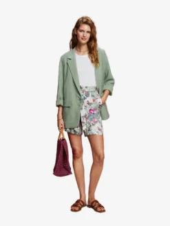 ESPRIT Shorts Regular Broek Dames Groen -NA-KD Winkel ec6964a80f7b051a5bd1041b639197de scaled