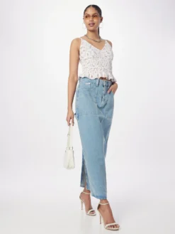 Hollister Blouse Tops Blouse EMEA Dames Wit 9 Hollister Blouse Tops Blouse EMEA Dames Wit -NA-KD Winkel f019f884ae7f11d19b3679e6a38c1977 scaled