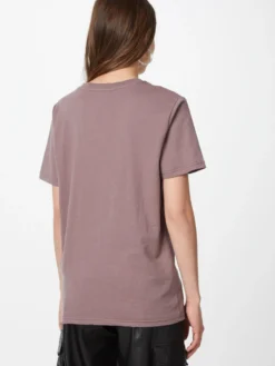 Designers Remix T-shirts Shirt Stanley Dames Oudroze -NA-KD Winkel f76e7e8978389cb856bba28b443bfd7b scaled