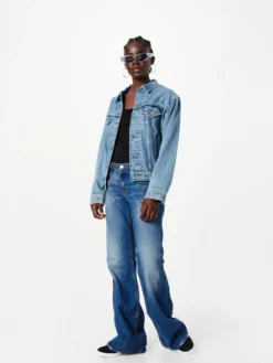 Armedangels Tanktops Top BELISA Dames Zwart 9 Armedangels Tanktops Top BELISA Dames Zwart -NA-KD Winkel f81eb394164b4176dfcbdfa4ca166756 scaled