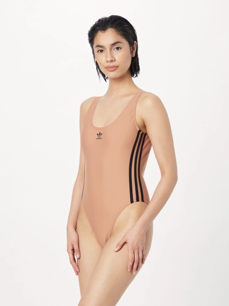 About You Winkel -NA-KD Winkel a7749084087862c93817db3bb2413b35 768x1024 1